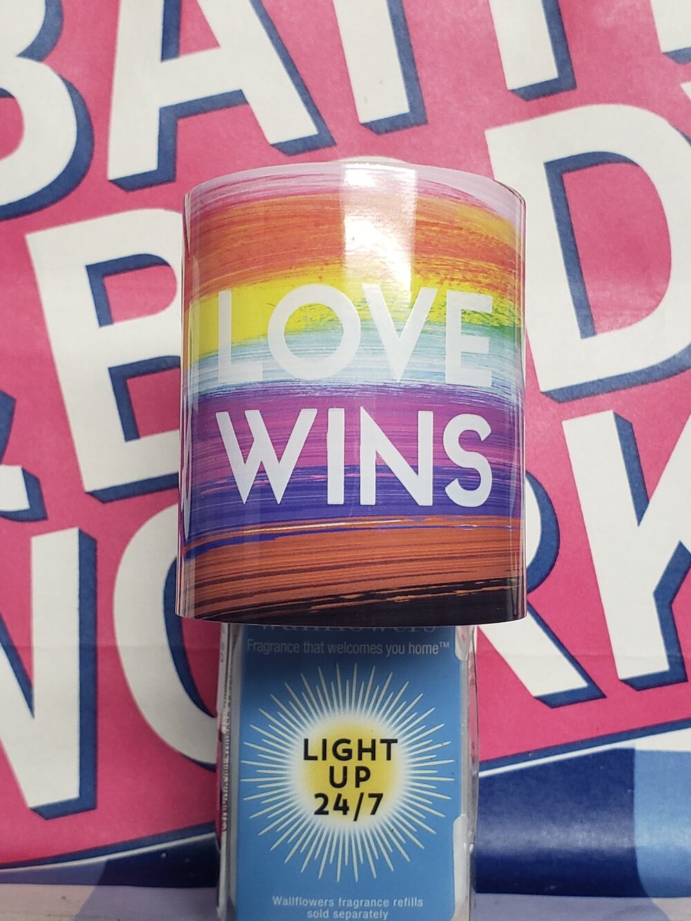 BBW Love Wins Night Light Wallflower Fragrance Plug In Home Scent Decor